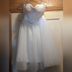 NWT Hebeos Wedding or Reception Gown Size 8? Check measurements
